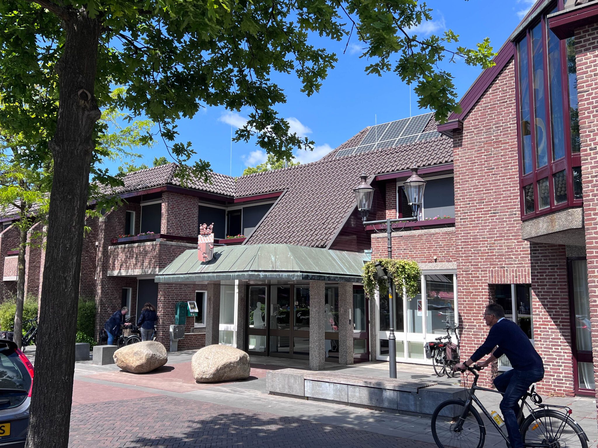 Het gemeentehuis van Nunspeet.